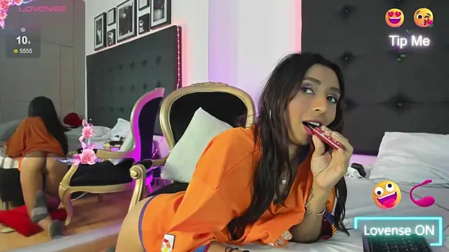 SaraDreamss online show from January 7, 3:14 am