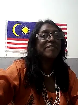 Snapshot of mamakarma1403 chatting on October 2, 3:19 pm mamakarma1403 online show from October 2, 3:19 pm