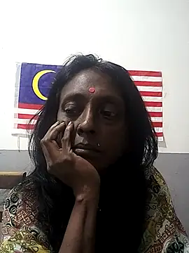 Snapshot of mamakarma1403 chatting on October 18, 12:28 pm mamakarma1403 online show from October 18, 12:28 pm