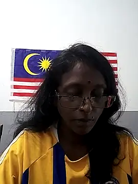 Snapshot of mamakarma1403 chatting on October 25, 4:09 am mamakarma1403 online show from October 25, 4:09 am