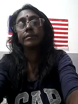 Snapshot of mamakarma1403 chatting on October 29, 5:25 pm mamakarma1403 online show from October 29, 5:25 pm