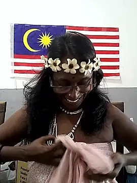 Snapshot of mamakarma1403 chatting on November 1, 3:08 am mamakarma1403 online show from November 1, 3:08 am