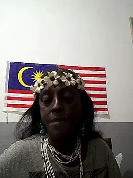 Snapshot of mamakarma1403 chatting on November 1, 3:14 pm mamakarma1403 online show from November 1, 3:14 pm