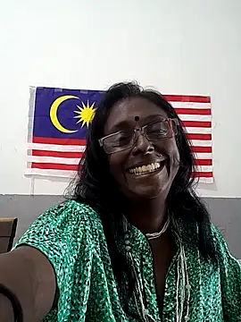 mamakarma1403 online show from November 29, 3:42 am