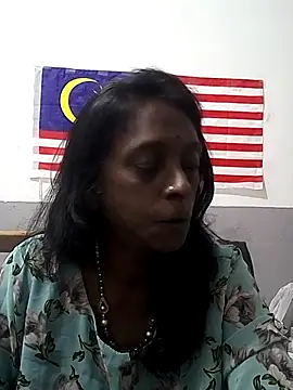 mamakarma1403 online show from December 1, 2:00 pm