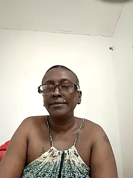 Snapshot of mamakarma1403 chatting on July 27, 2:51 am mamakarma1403 online show from July 27, 2:51 am