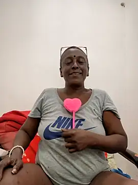 Snapshot of mamakarma1403 chatting on July 29, 2:37 pm mamakarma1403 online show from July 29, 2:37 pm
