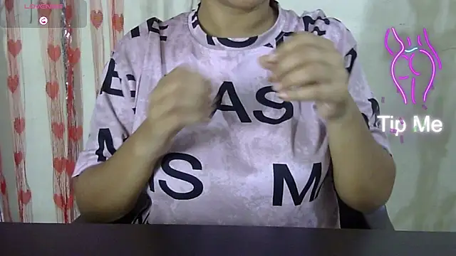 Snapshot of Preeti-Sexy chatting on November 29, 4:48 am Preeti-Sexy online show from November 29, 4:48 am