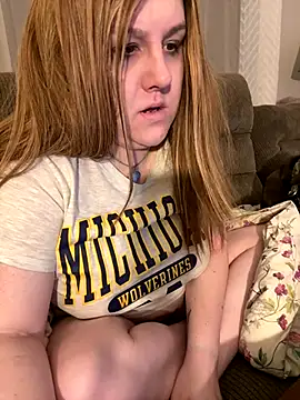 PuckBunny17 online show from December 23, 6:33 am