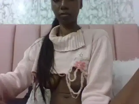 kyliemarquez online show from January 15, 8:09 am