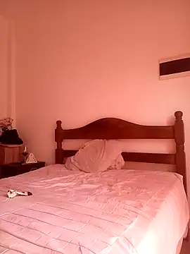 Snapshot of Loliluz_2095 chatting on March 8, 8:34 pm Loliluz 2095 online show from March 8, 8:34 pm