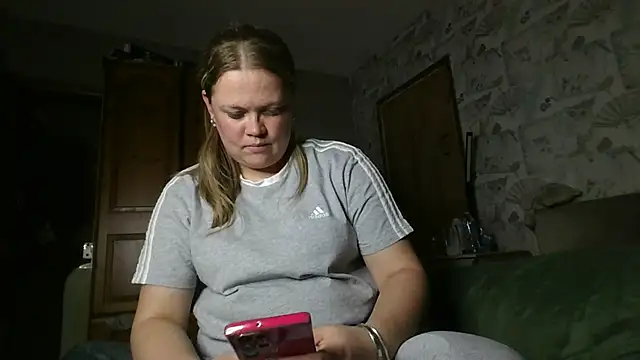 comeforfun24 online show from March 13, 8:22 pm