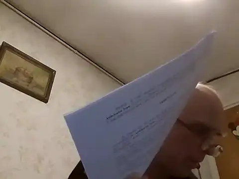 Snapshot of mariusica1@xh chatting on October 1, 6:58 pm mariusica1xh online show from October 1, 6:58 pm