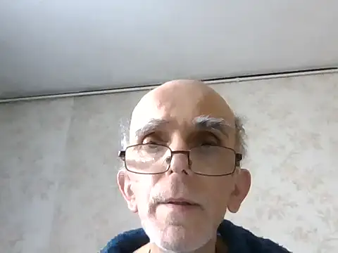 Snapshot of mariusica1@xh chatting on October 23, 8:02 am mariusica1xh online show from October 23, 8:02 am