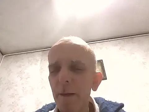 mariusica1xh online show from December 5, 7:32 pm