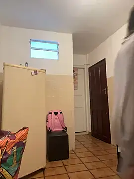 Snapshot of Gabizinhagirls chatting on February 10, 9:04 am Gabizinhagirls online show from February 10, 9:04 am