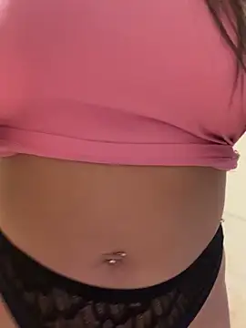 Snapshot of Gabizinhagirls chatting on December 13, 7:53 pm Gabizinhagirls online show from December 13, 7:53 pm