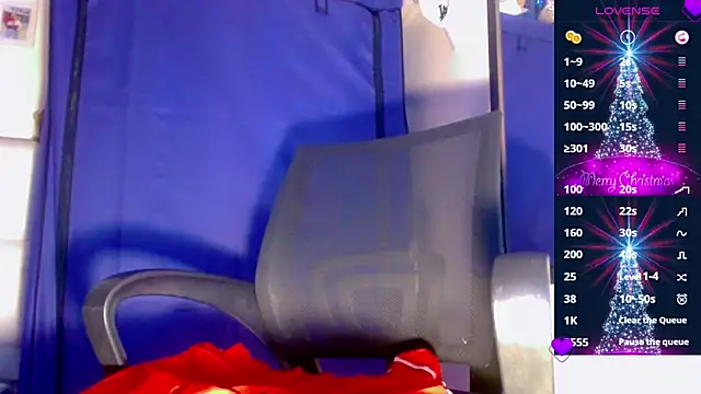 nicol gill  online show from December 6, 5:44 pm