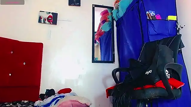 nicol gill  online show from February 11, 11:21 am