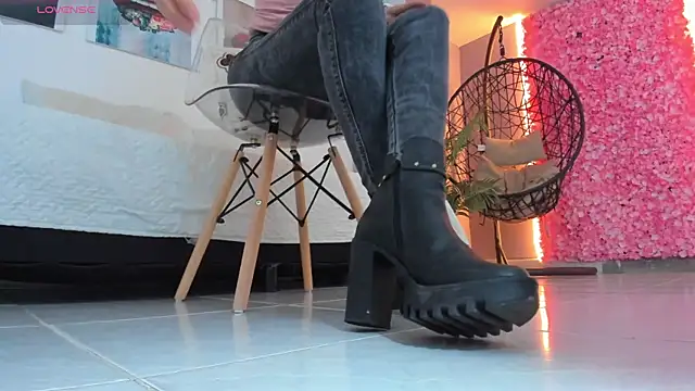 Angela donnato online show from January 19, 4:01 am