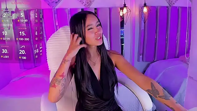 sophie ws online show from December 19, 11:57 pm