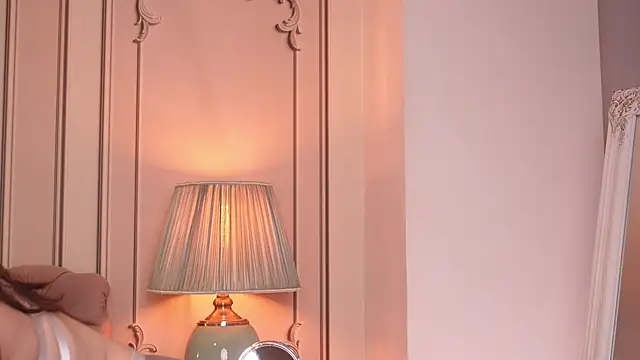 Snapshot of MayaVixxen chatting on February 3, 3:20 am MayaVixxen online show from February 3, 3:20 am