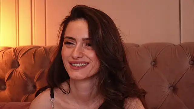 Snapshot of MayaVixxen chatting on March 12, 6:51 am MayaVixxen online show from March 12, 6:51 am