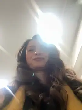 Snapshot of MayaVixxen chatting on March 21, 9:01 am MayaVixxen online show from March 21, 9:01 am