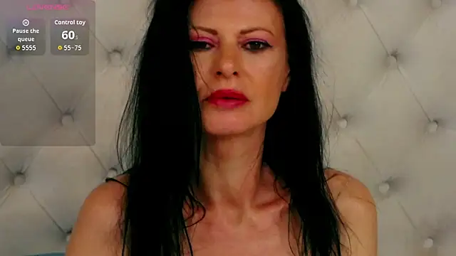 RosalieNorman online show from April 28, 2:27 am