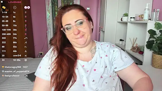 lovely adelle online show from February 3, 11:53 am