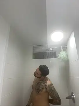 thomas gun online show from January 13, 1:49 pm