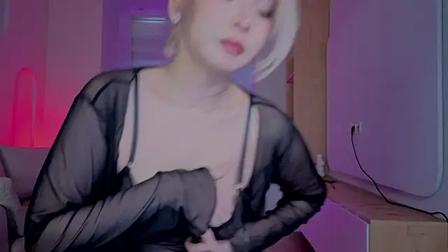 RileyMee online show from October 3, 12:13 pm