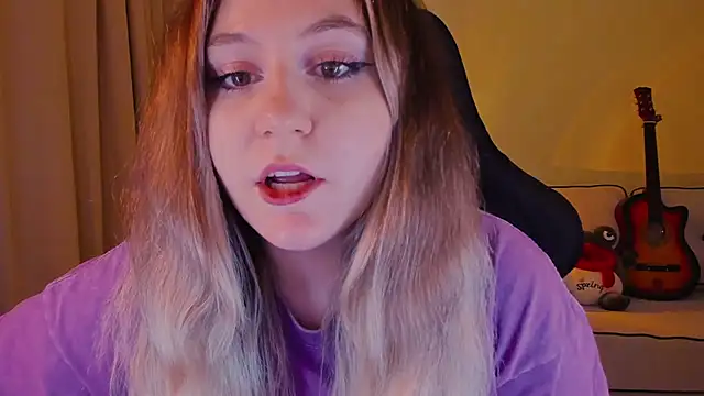 Diana Flower online show from December 9, 3:11 pm