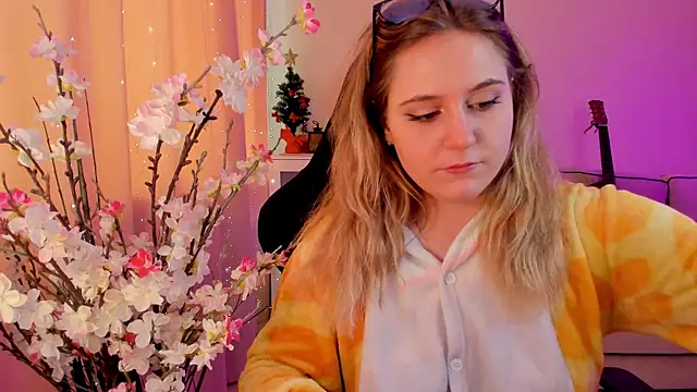 Diana Flower online show from March 19, 11:06 am