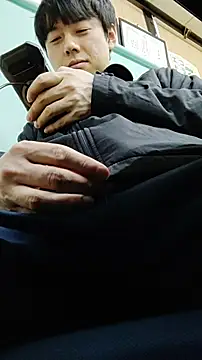 whitebriefboy online show from November 27, 12:07 pm