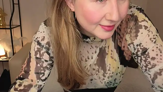 Helens love online show from November 22, 1:59 am