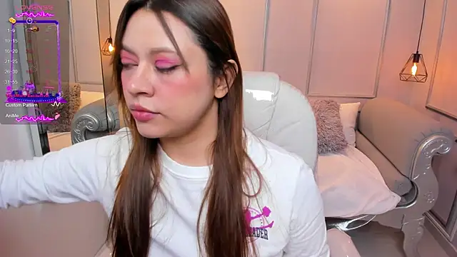 Snapshot of Lanna18 chatting on September 18, 11:56 am Lanna18 online show from September 18, 11:56 am