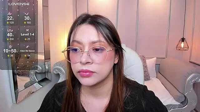 Snapshot of Lanna18 chatting on September 23, 11:46 am Lanna18 online show from September 23, 11:46 am