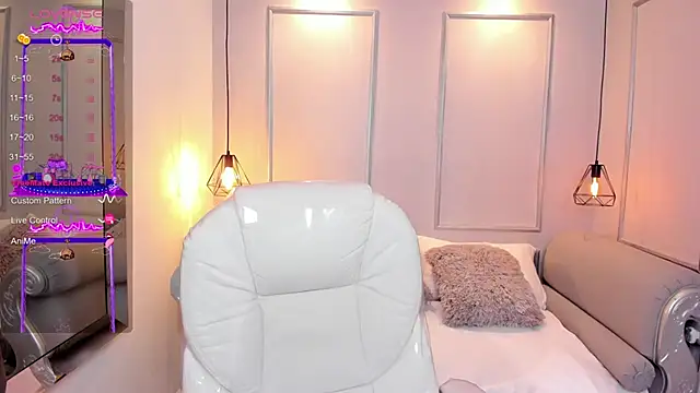 Snapshot of Lanna18 chatting on September 24, 11:46 am Lanna18 online show from September 24, 11:46 am