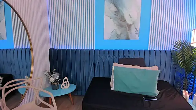 amber-hill online show from February 2, 1:34 am