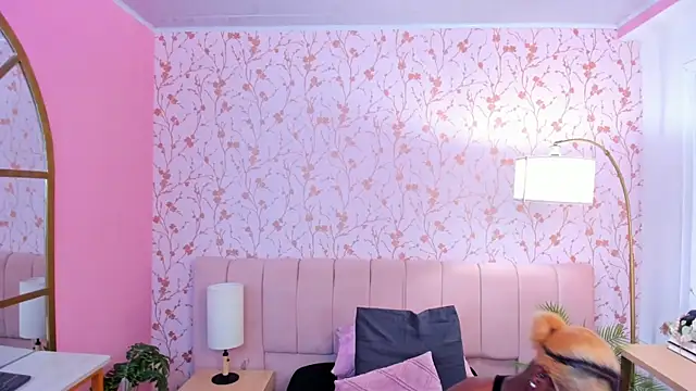 amber-hill online show from October 30, 7:03 pm