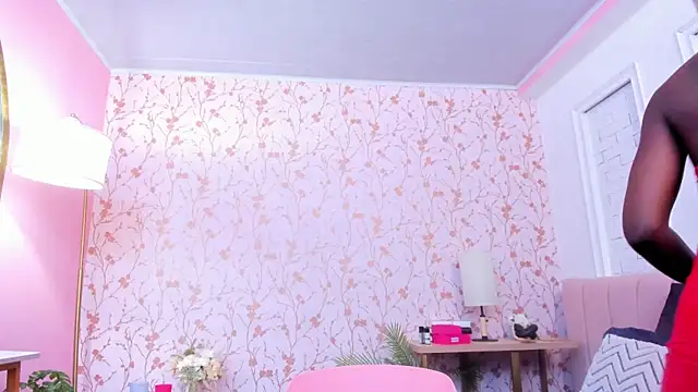 amber-hill online show from February 20, 7:25 pm