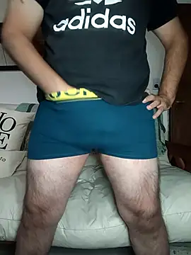 ReyDeCora online show from January 10, 4:14 am