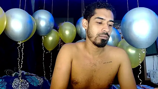 Snapshot of ryanse_hot chatting on December 7, 7:43 pm ryanse hot online show from December 7, 7:43 pm