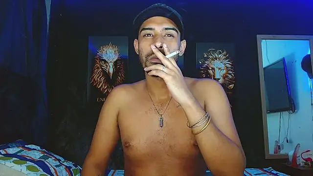 Snapshot of ryanse_hot chatting on March 15, 7:27 pm ryanse hot online show from March 15, 7:27 pm