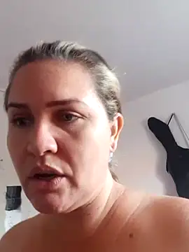 helenca43 online show from February 5, 1:22 pm