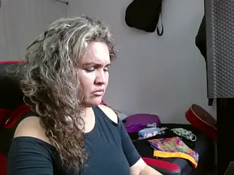 helenca43 online show from February 28, 7:14 pm