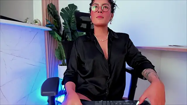 EviePhoenix online show from January 31, 10:19 pm