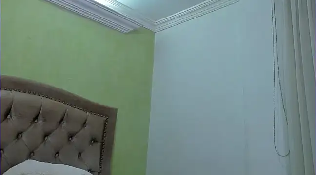 Luciluu20 online show from January 22, 1:10 am