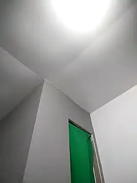 Snapshot of heleen27 chatting on April 6, 6:58 am heleen27 online show from April 6, 6:58 am